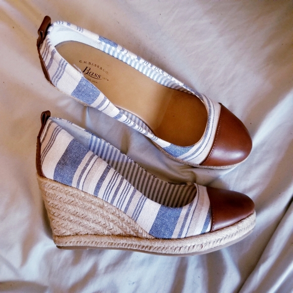G.H. Bass & co. "Kaitlyn" Wedges (worn once) - Picture 2 of 7